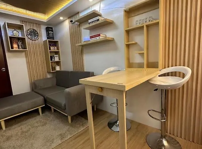 J&z Escape Staycation Aparthotel Manila